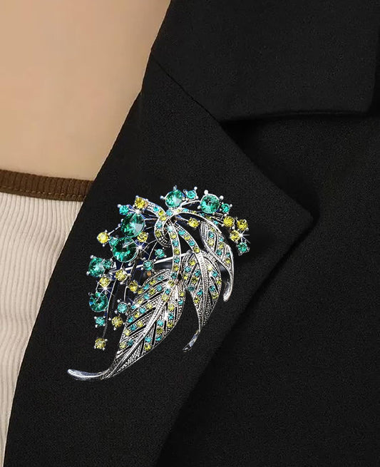 SYGA Brooch Pin Fashion Crystal Rhinestone Jewellery Pin Vintage Clothing Accessories Decoration Hollow Leaf Style Green Brooches ForMen's & Women- S230