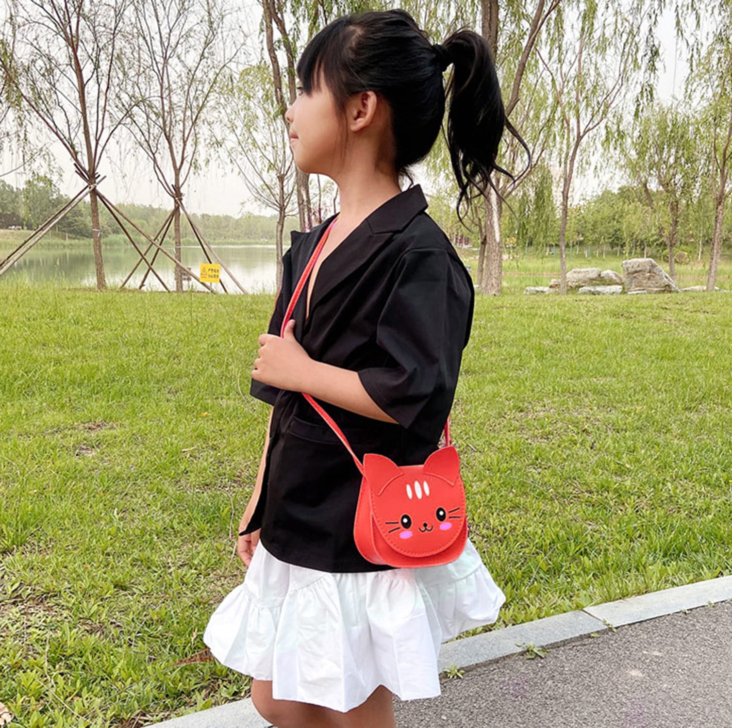 SYGA Children's Cat Shoulder Bag Cartoon Backpack PU Leather Kids Small Kitten Handbag Purse Wallet for Toddlers Kids (Black)