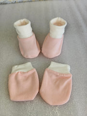 MOMISY Baby Boy and Baby Girl Combo/Gift Set Of Cotton Hand Mittens (Gloves) (3 Pairs) and Leg Booties (Socks) (3 Pairs), 0 to 6 Months. (Brown Grey Pink)