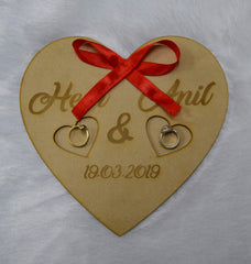 SYGA Wooden Heart Shape Ring Holder, Ring Holder,Engagement Gifts